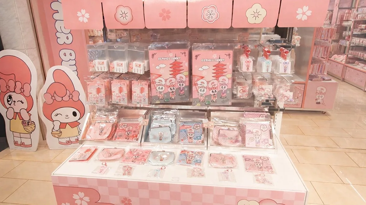 Esther Bunny POP UP STORE