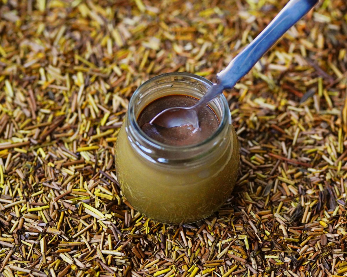 京都・宇治に本店を構える焙茶専門店「HOHO HOJICHA」が、2026年7月8日（水）から7月21日（火）までの14日間、ジェイアール京都伊勢丹にポップアップストアを開催
